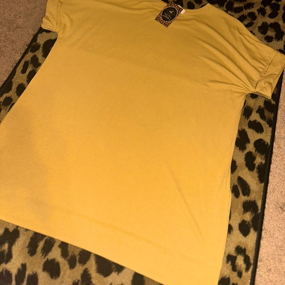 Mustard 👚 - Picture 7 of 7